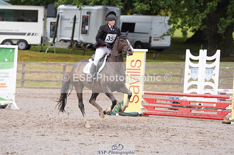 240824X-103546-22928 - 70cm Round 1 9.30 to 11.10