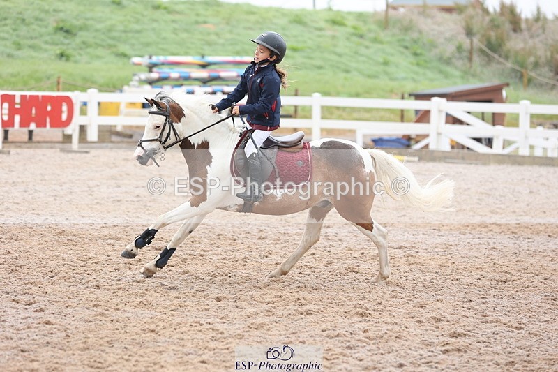 240630A-100732-11737 - Cls 30 British Novice and 80cm Open