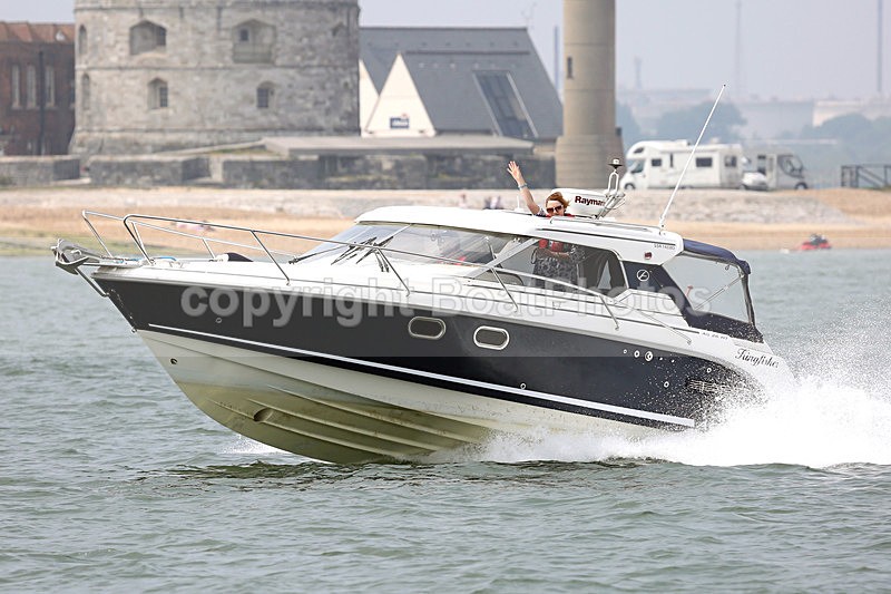160528 KINGFISHER - AQUADOR 26HT Y92A6853 1 - Motorboats - Hardtop