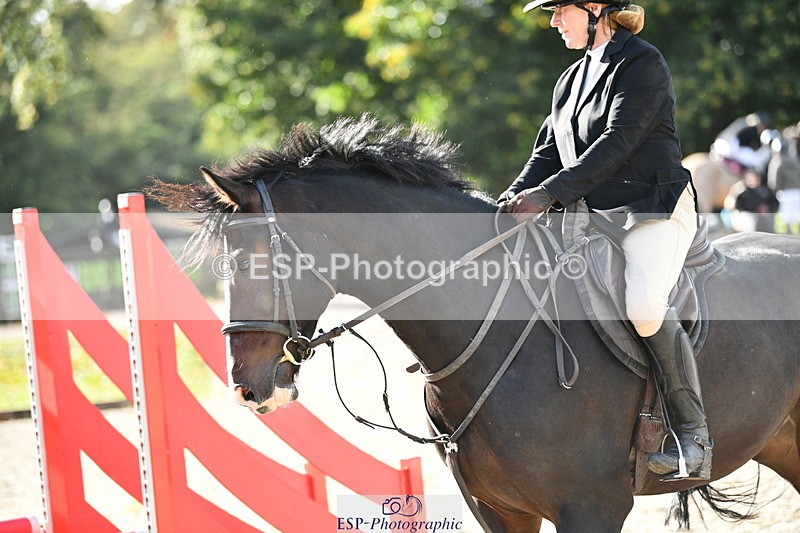 251004A-153348-01876 - Classes 8 & 9 70cm