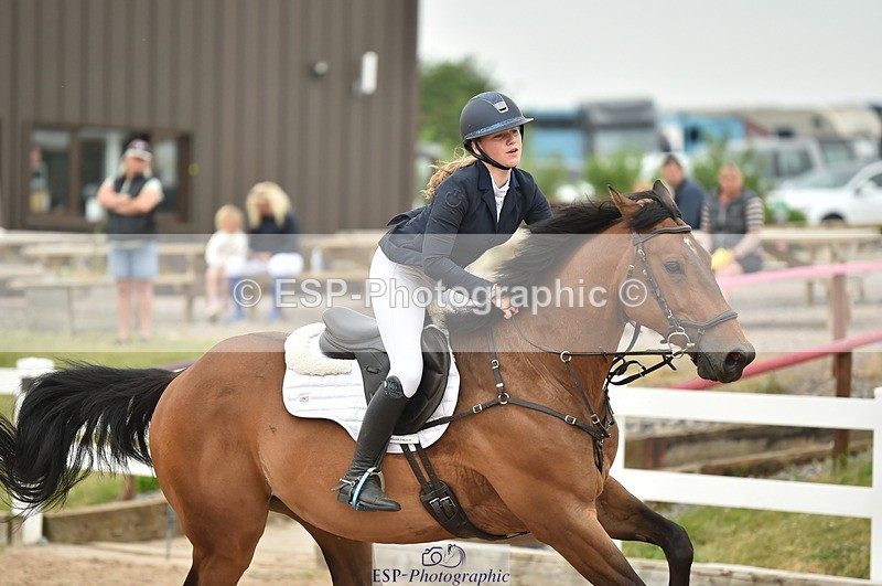 230611A-123142-05510 - Cls 34 1.05m Amateur Qualifier