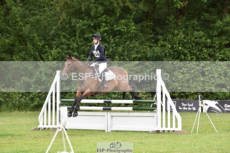 140103-005000-05059 - BE 100 SJ 14-00 to 15-00