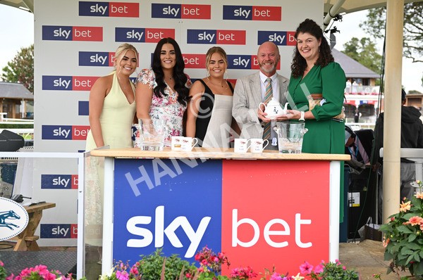 230825-270 Revival Power - Race 6 4.45pm Julia Graves Roses Stakes