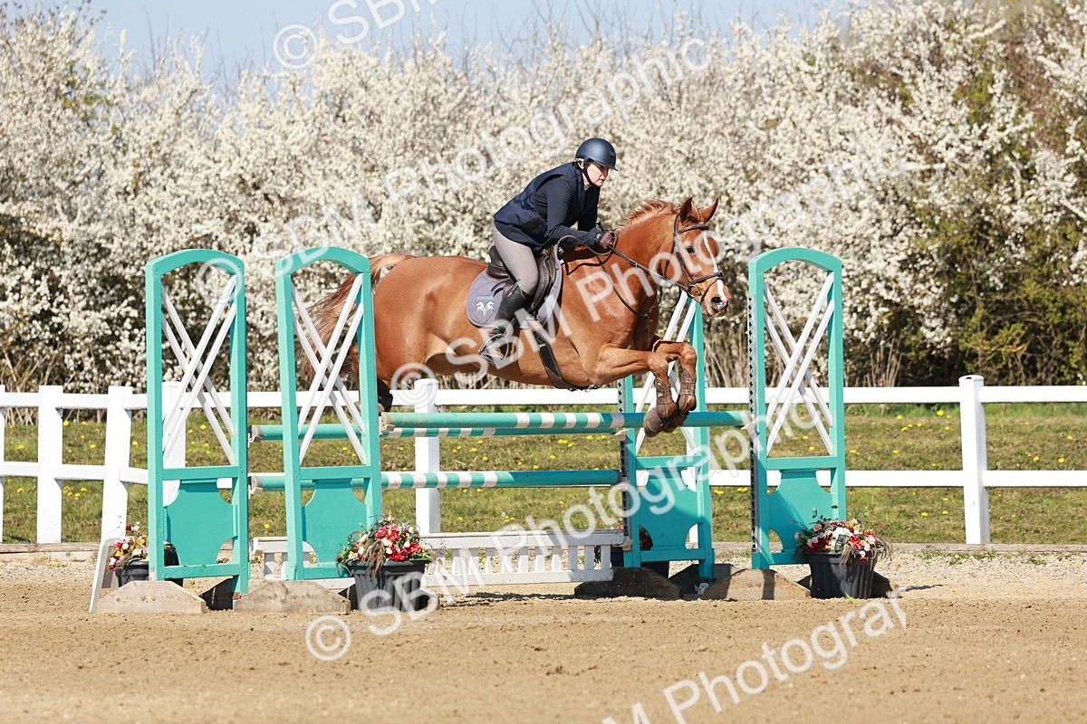 SBM_004326 - Class 17 - Senior Newcomers - 1.10m