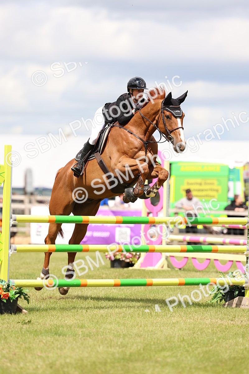 SBM_13849 - Class 206 - Senior Newcomers - 1.10m Open