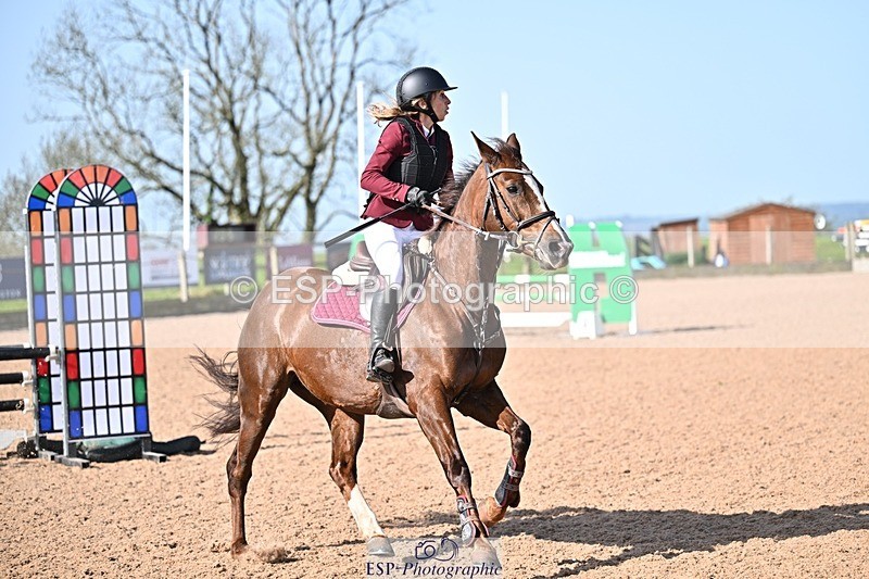 260408-101647-00119 - Cls 2 British Novice and 90cm