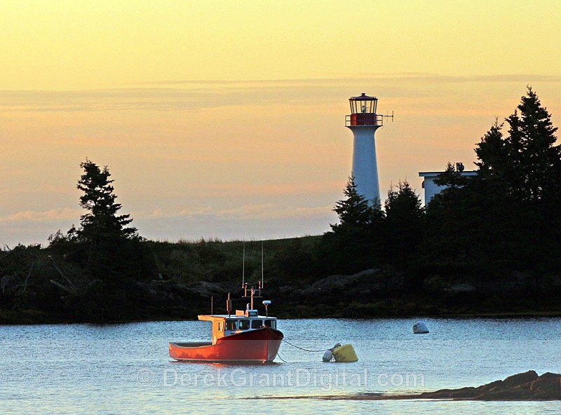 Beaver Harbour Lighthouse Point Light New Brunswick Canada - Lighthouses of New Brunswick