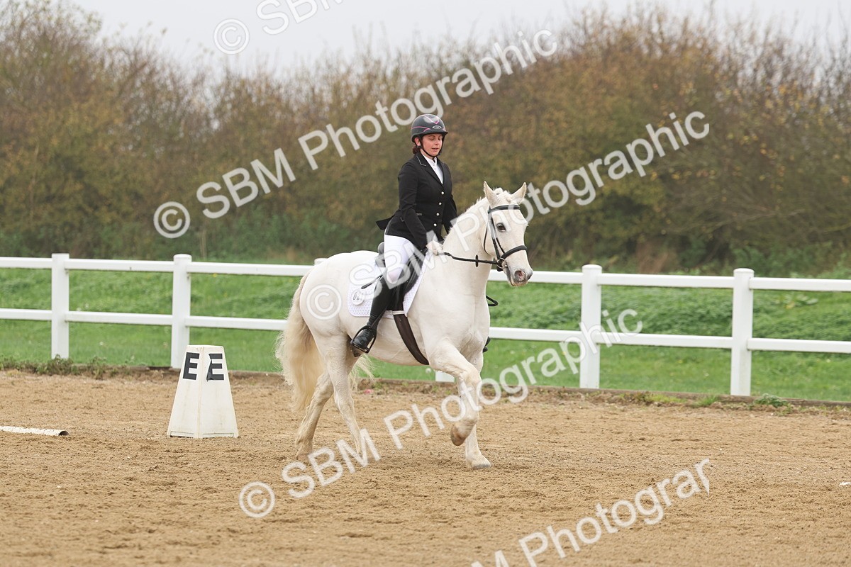 SBM_002062 - Class 5 - Novice 27