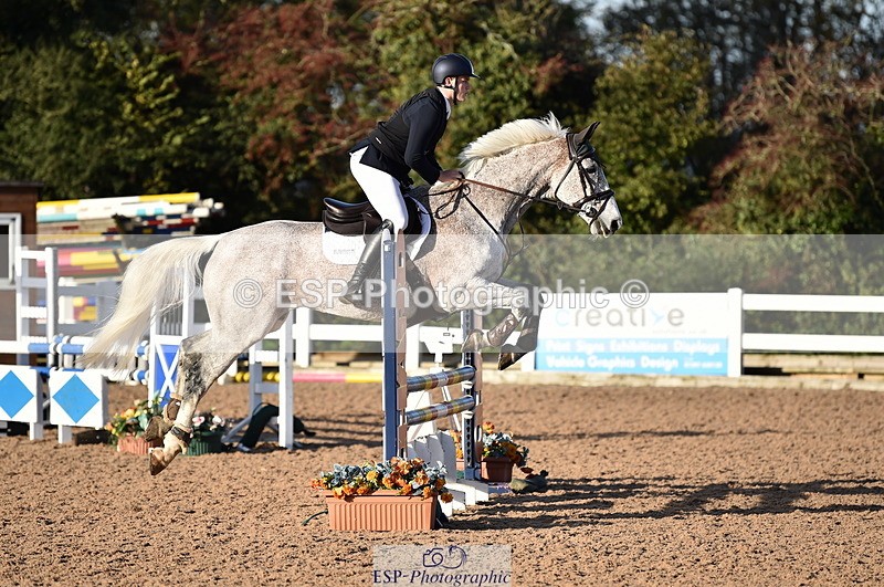 231015A-093030-06727 - Cls 22 British Novice & 90cm Open