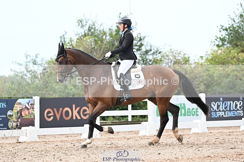 250907-130313-09938 - 031-Rebecca.ParsonageMr.T.STW