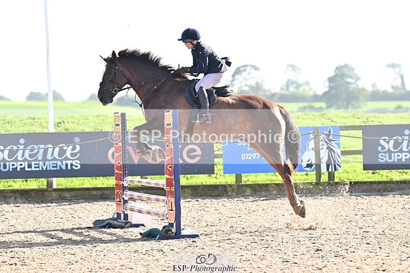 250920-163341-01904 - Cls 23 UnAffiliated 80cm Derby