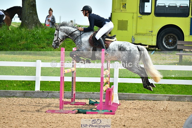 230514A-133058-02989 - Cls 25 Pony Foxhunter & 1.10m Open