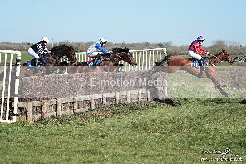 PtP 210326 421 - VWH Cirencester Races 21/03/26