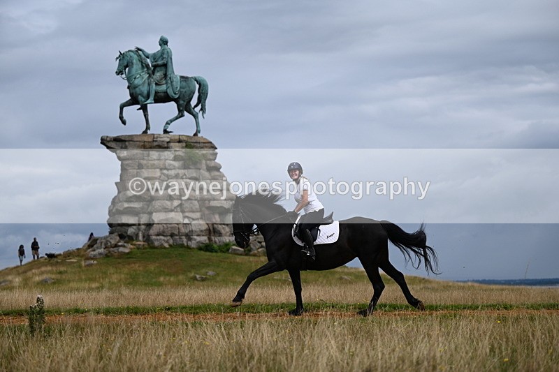 DSC_6003 - Time at Statue 12:17 to 12:44