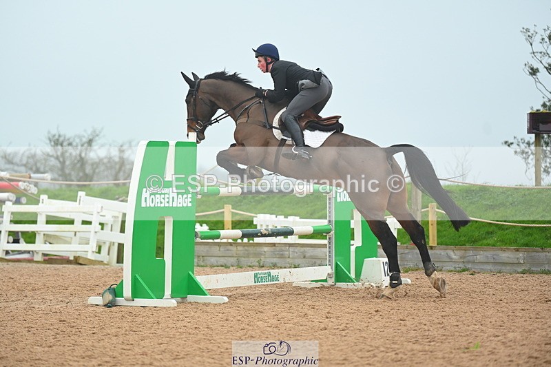 240316A-131227-03608 - Cls 15 Snr Foxhunter