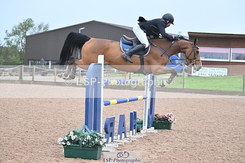 231013A-162553-03322 - Cls 10 National 1.30m Open