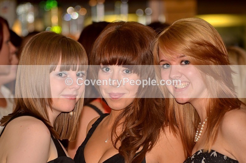 COU_4479 - Prom Favourites
