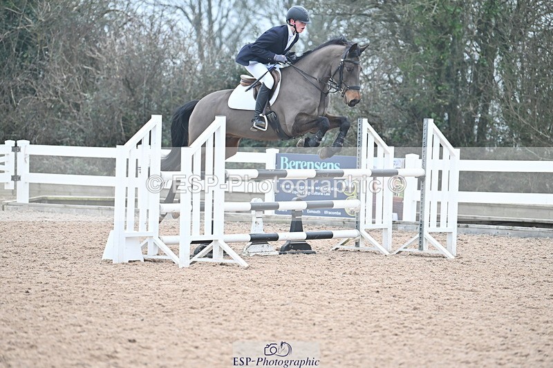 240113A-121800-01975 - Cls 11 Snr 1.05m