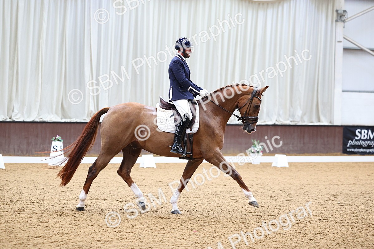 SBM_006368 - Class 5 - novice 6 - 12.04-13.07