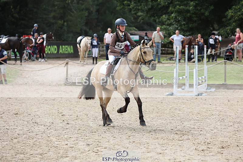 240823X-142855-18419 - 70cm R1 13.45 to 15.30