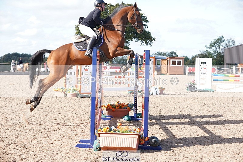 241005A-142614-04953 - SAT Cls 11 Snr Newc & 1.10m Open