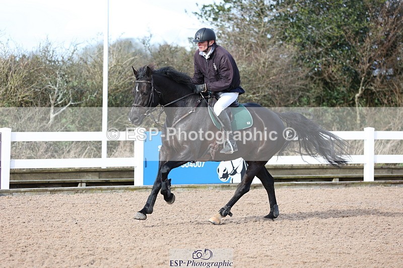 240223A-112803-00863 - Cls 4 Snr 1.05m Open