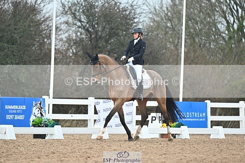 250214-134621-02001 - 217-Yasmin.Olsson-Sanderson-Top.Biats