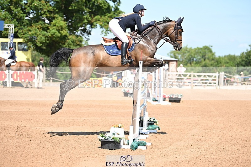 240718A-112102-04744 - Cls 1, 3 Star Small Tour 1.35m