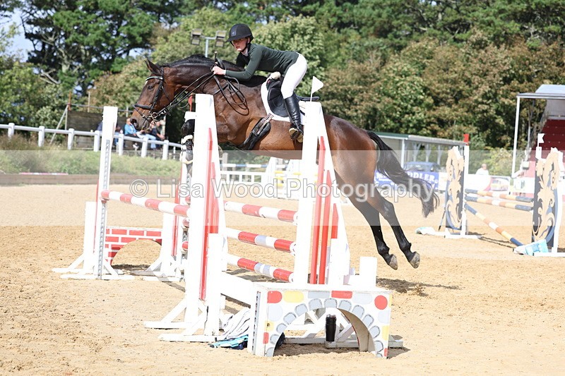 3E7A9753 - Class 10: Senior 95cm open