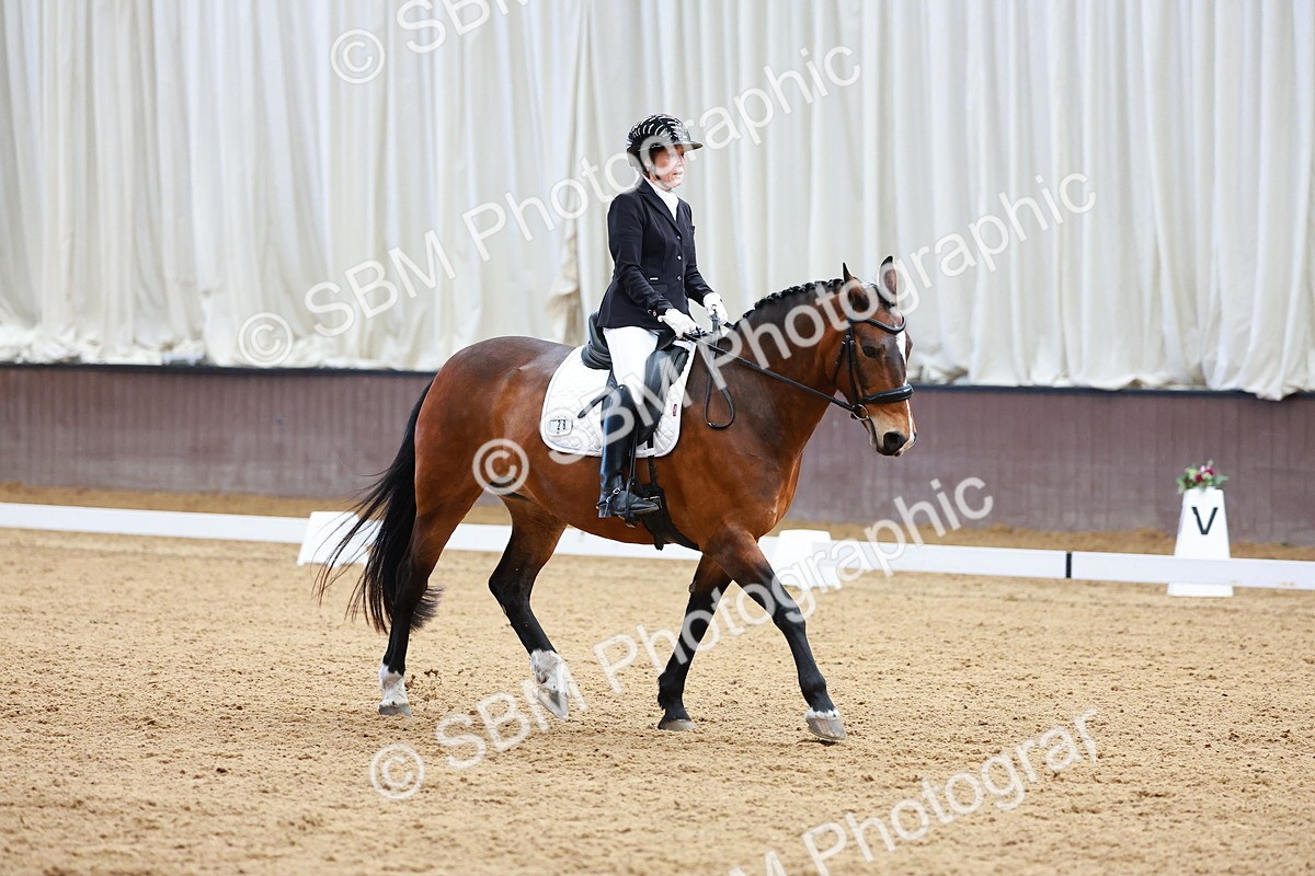 SBM_001350 - Class 5 - Novice 5