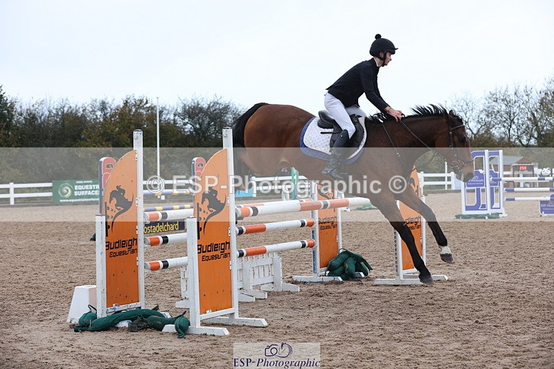 231112A-124754-04196 - Cls 19 Snr 1.05m Open