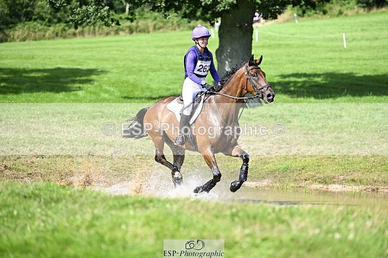 240803-161443-09893 - 262-Taggy_Forester-Bennett-THE_MUSIC_MAKER