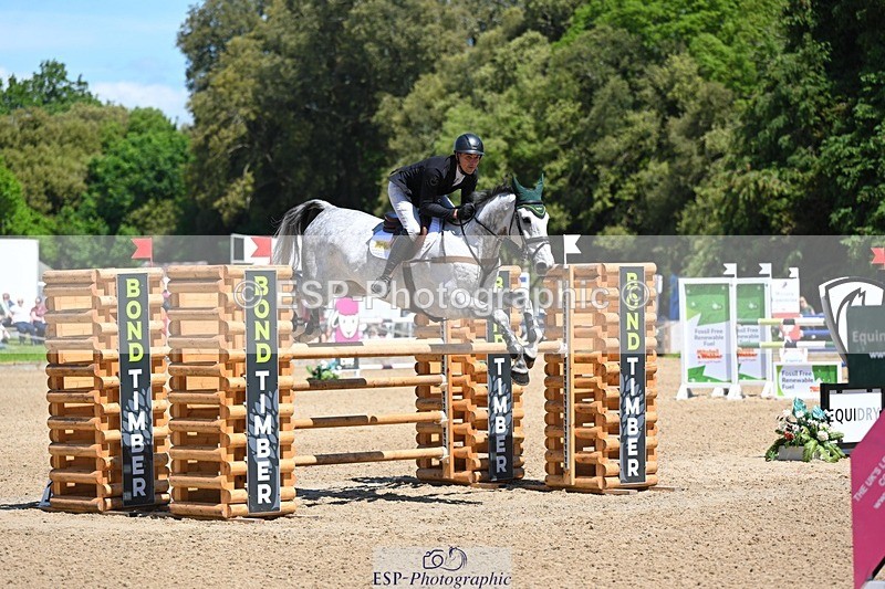 240525-123513-14957 - 404-DEERPAIRC_REVELRY-Max_Warburton