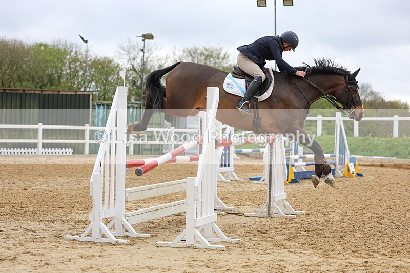 3E7A4099 - Class 7: Senior Foxhunter/1.20 open