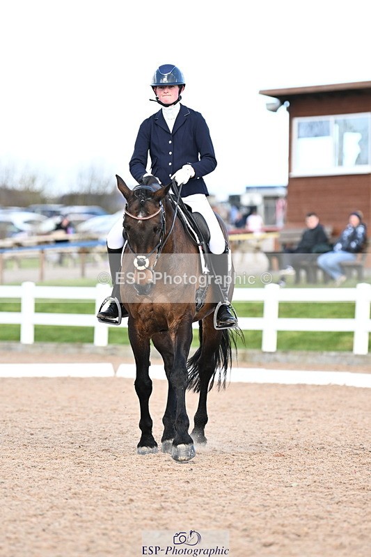 240324A-133252-03685 - Novice 27, 12.30 to 13.50