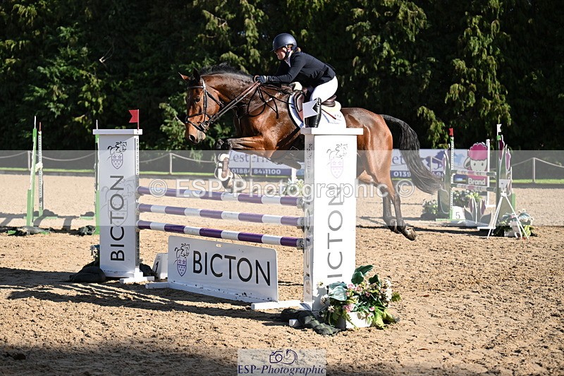 251024A-125532-10520 - C-212-Jemima.Stratton