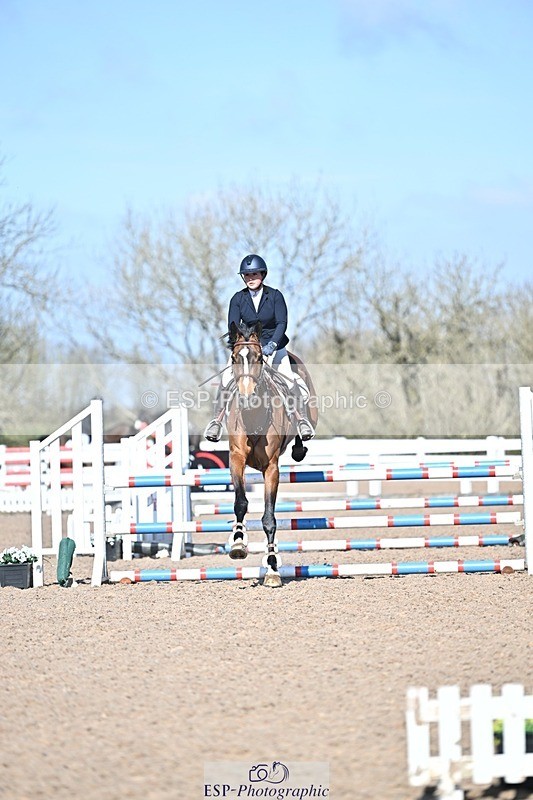 250314-112121-00300 - Cls 2 British Novice and 90cm