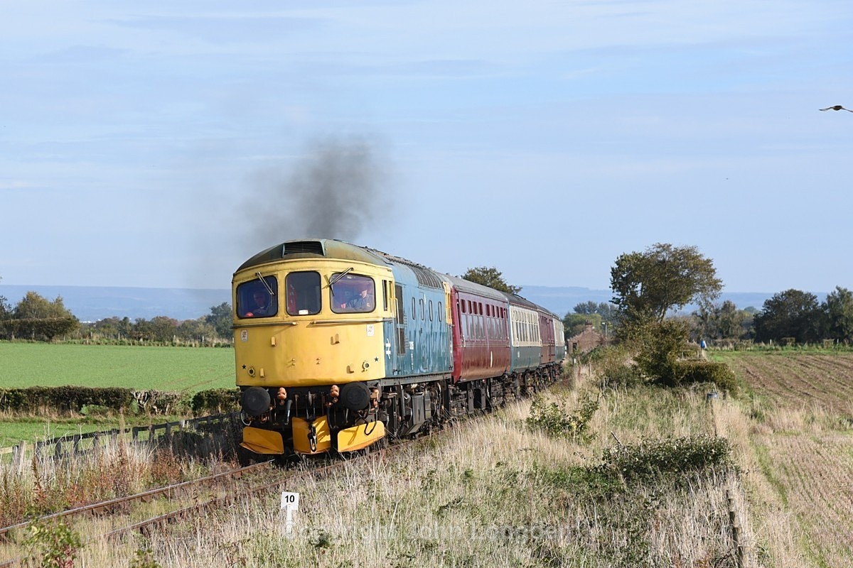 JL - 11.10.25 33035 13:30 Leeming Bar - Leyburn, Muddfields Farm - Latest shots