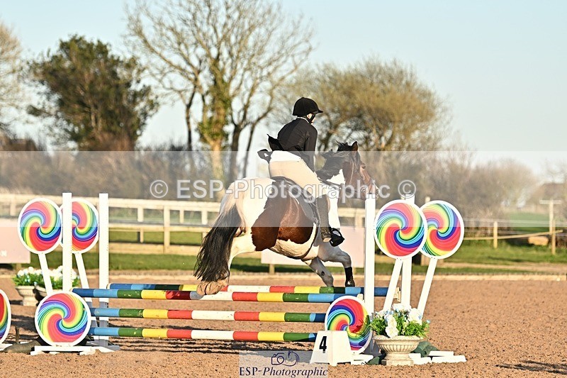 250401-184544-00777 - 80cm Classes