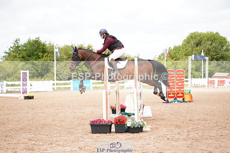 240804A-121154-10756 - Cls 51 1.05m Amateur Qualifier