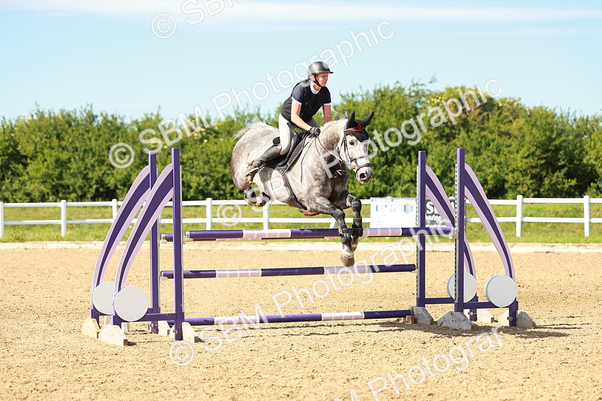 SBM_002851 - Class 4 - Senior Newcomers - 1.10m