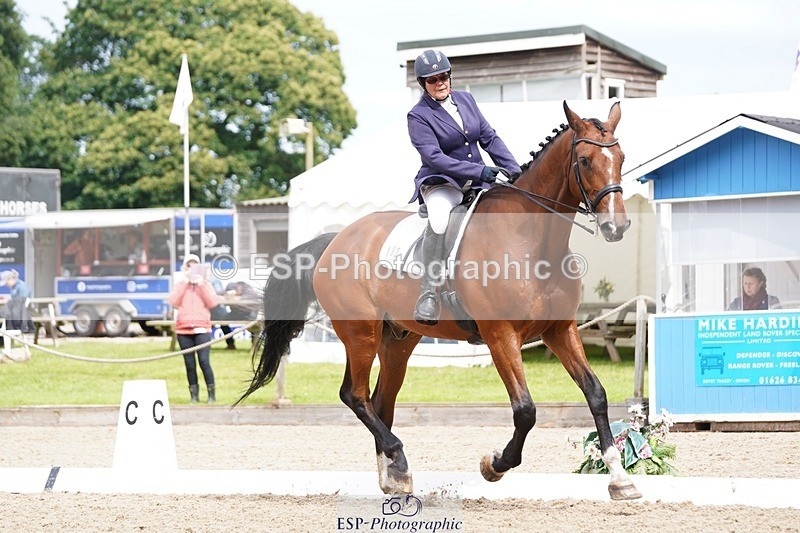 240721-103232-07639 - 193-Sally_Burchell-Tobiastar