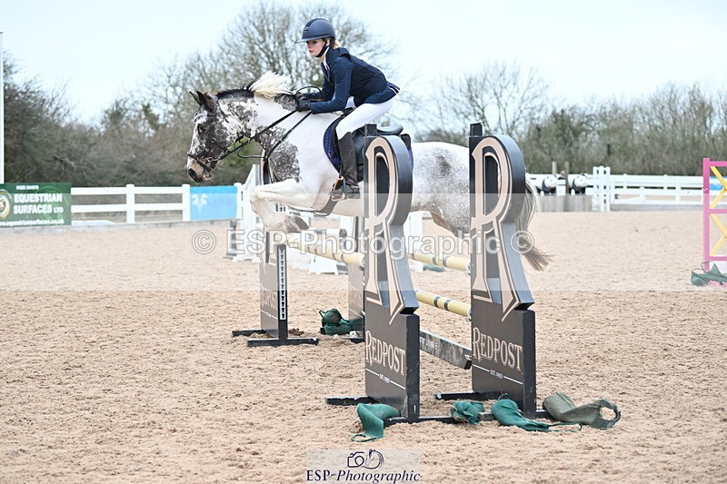 240128A-121724-00822 - Cls 4 Pony Newcomers and 1m Open