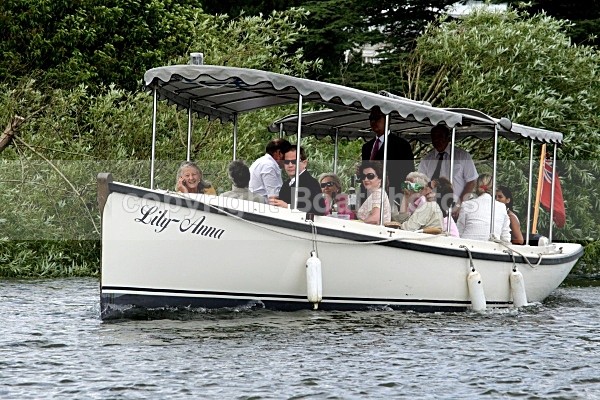 090704 LILY-ANNA IMG_1754 - HENLEY REGATTA  SATURDAY 4th JULY 2009