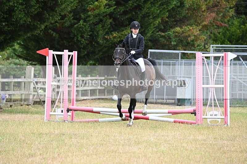 WJ6_9665 - Class 12 Minimus Jumping 45cm