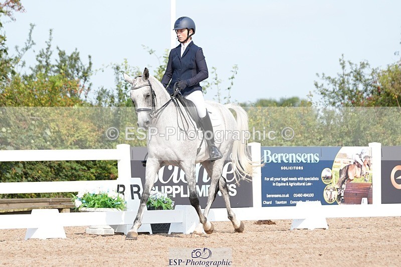 250817-102842-08066 - 149-Sophie.HawkeRAINBOW.DREAM