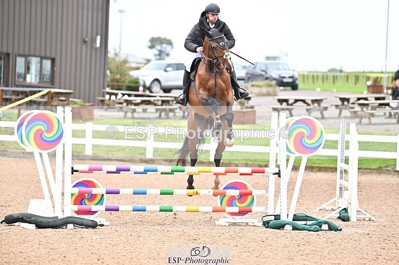 250917-111250-00229 - Cls 1 British Novice and 90cm Open
