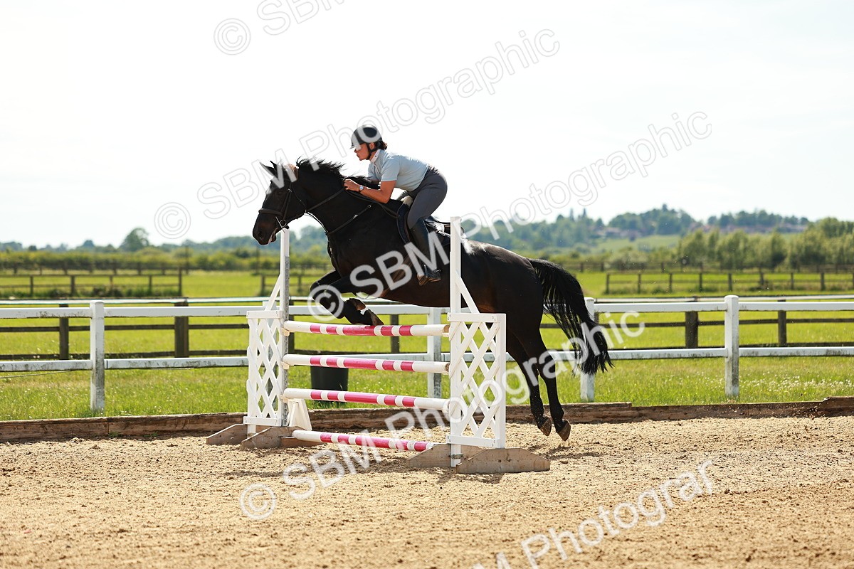SBM_002509 - Class 4 - Senior Newcomers - 1.10m