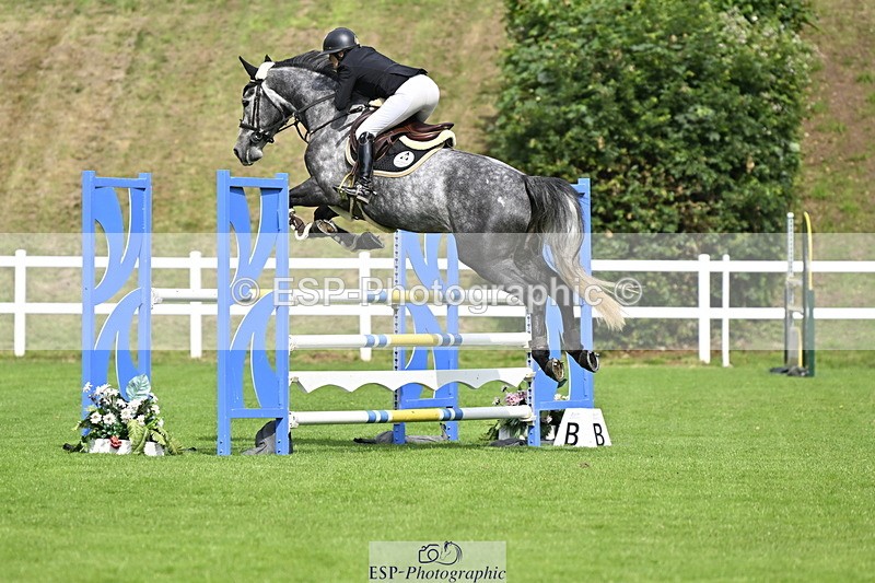 250613A-095021-00138 - Cls 1 Snr Newcomers and 1.10m Open