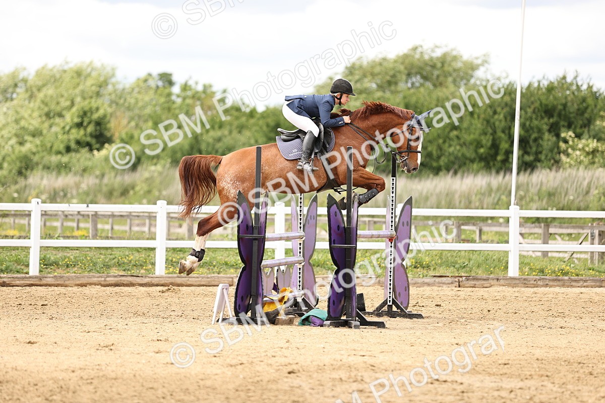 SBM_003281 - Class 11 - Senior Newcomers - 1.10m